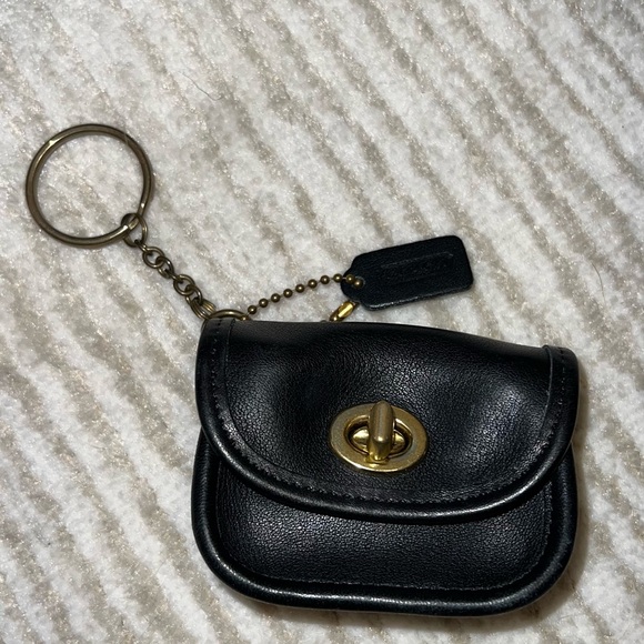 Vintage Coach Mini Pouch - key fob/key chain - Picture 2 of 5